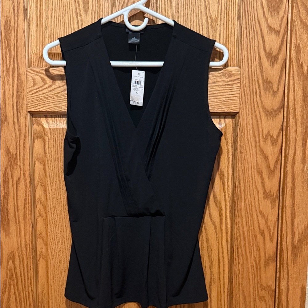 Ann Taylor Black V-Neck Tank Top
